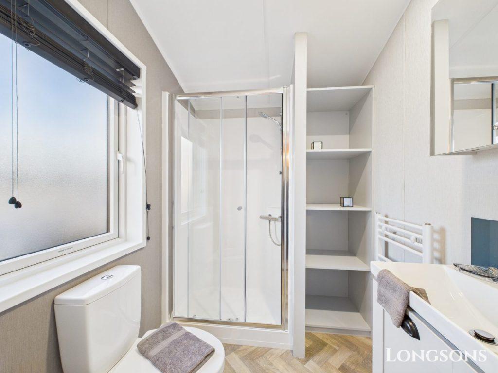 Cam02173g0 Pr0277 Still072