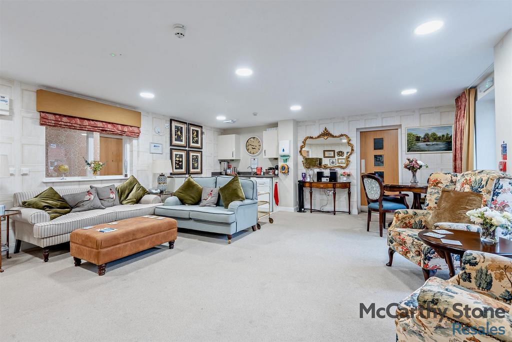 8667940-interior03-800.jpg