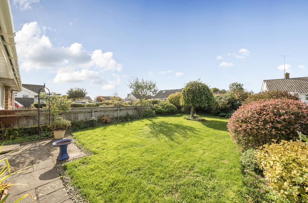 1362767-2-68e5174...