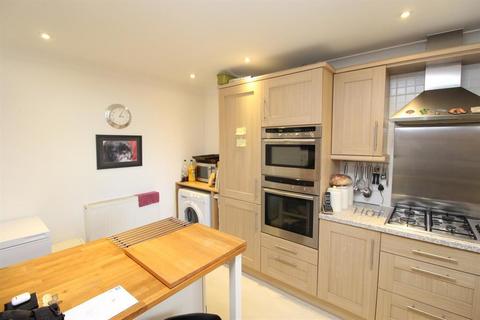 undefined, Lake Corner, New Milton, Hampshire, BH25 5GS