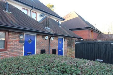undefined, Lake Corner, New Milton, Hampshire, BH25 5GS