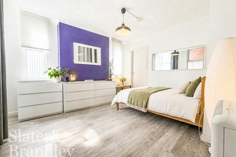 1 bedroom flat to rent, Flat 2 3 Chestnut Grove, Nottingham, NG3 5AD