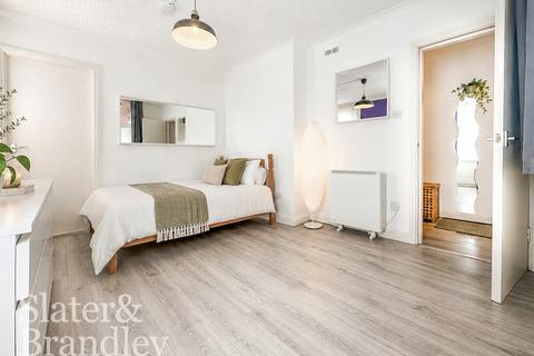 1 bedroom flat to rent, Flat 2 3 Chestnut Grove, Nottingham, NG3 5AD