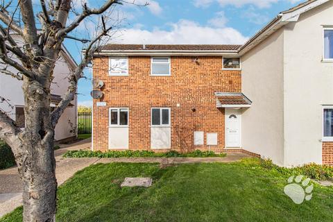 1 bedroom maisonette for sale, Beauchamps Drive, Wickford SS11