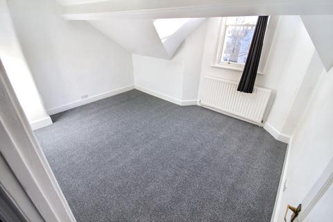 2 bedroom apartment to rent, Dormer House,  Binswood Avenue, Leamington Spa