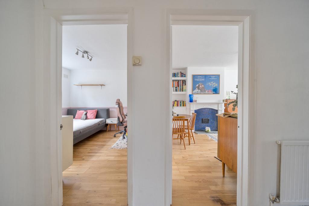 1361041-6-68f252a...