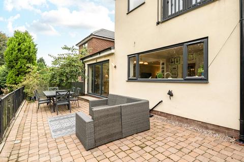 5 bedroom detached house for sale, Dingle Road, Woodside, Alkrington, Manchester, M24