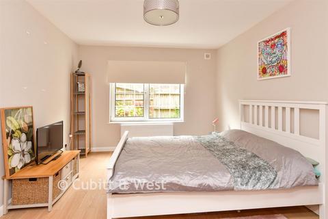 undefined, Prince Regents Court, Brighton BN2