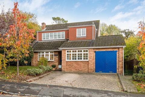 4 bedroom house for sale, Squirrel Rise, Marlow Bottom