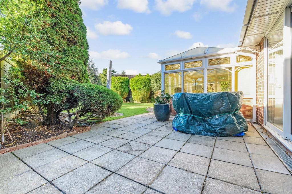 Patio / Decking