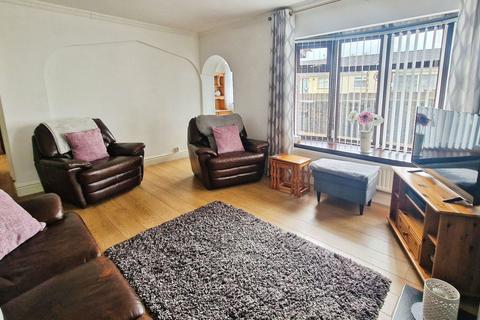 3 bedroom detached house for sale, Oaklands Avenue, Bridgend CF31