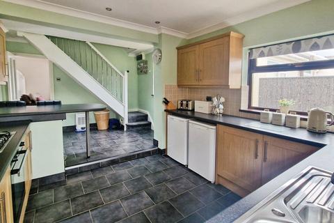 3 bedroom detached house for sale, Oaklands Avenue, Bridgend CF31