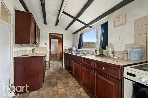 3 bedroom detached house for sale, Main Road, Parson Drove