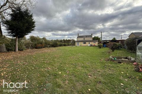 3 bedroom detached house for sale, Main Road, Parson Drove