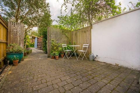 1 bedroom flat to rent, Melford Road, East Dulwich, London, SE22