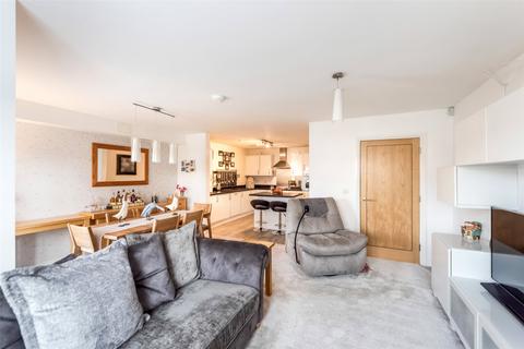 2 bedroom flat for sale, 19B, Rollock Street, Stirling High School, Torbrex, FK8