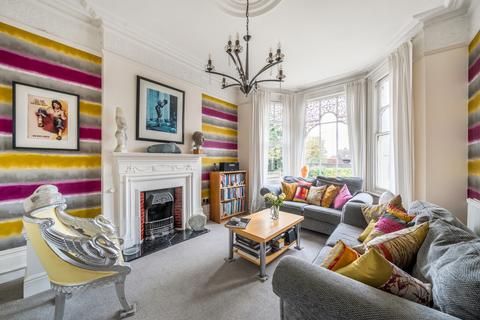 6 bedroom detached house for sale, Grove Road, Surrey SM1