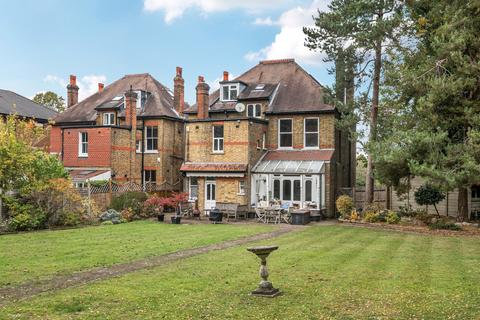 6 bedroom detached house for sale, Grove Road, Surrey SM1