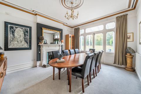 undefined, Grove Road, Surrey SM1