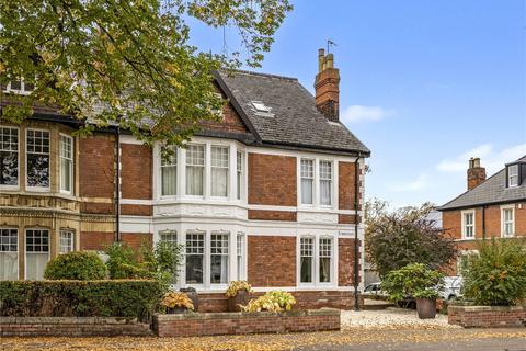 undefined, Queens Road, Gloucestershire GL50