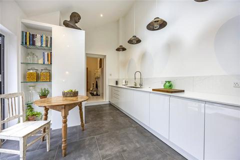 undefined, Queens Road, Gloucestershire GL50