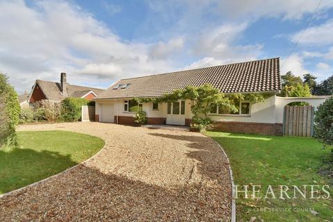 3 bedroom chalet for sale, West Moors Road, Ferndown, BH22