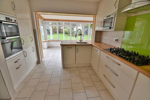 3 bedroom chalet for sale, West Moors Road, Ferndown, BH22