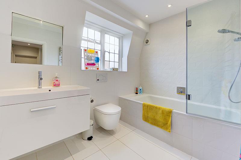D0407 14 widecombe way ff Bath 800px.jpg