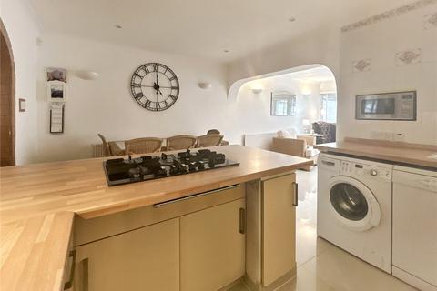 122 Ridgeway West, Sidcup, DA15 8SE