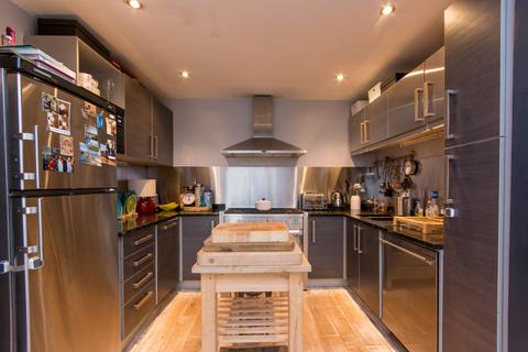 2 bedroom maisonette for sale, Hammersmith Grove, Brackenbury Village, London, W6