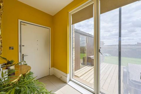 3 bedroom flat to rent, Rendel Apartments, Lock Side Way, Royal Docks, London, E16