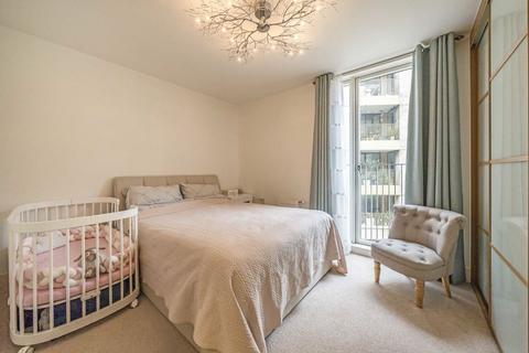 undefined, Narrowboat Avenue, Brentford TW8