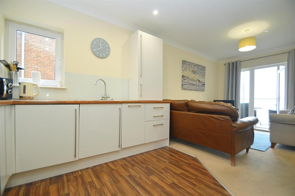 Resized Kitchen2.jpg