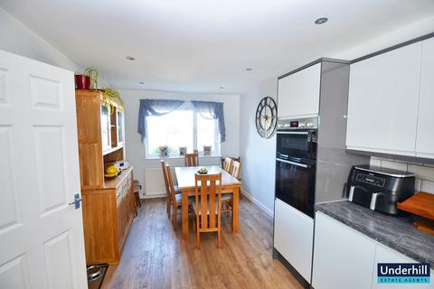 19 Gatehouse Close, Dawlish, EX7 0EG