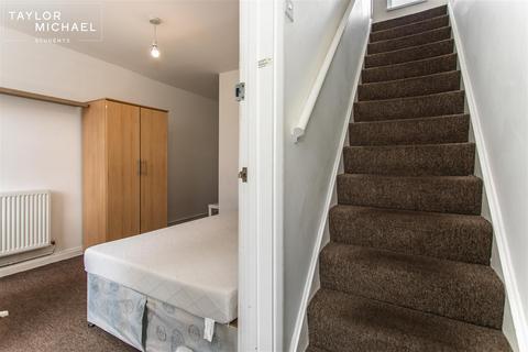 5 bedroom terraced house to rent, Bear Road, Brighton