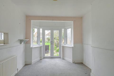 3 bedroom semi-detached house for sale, Glastonbury Chase, Westcliff-on-sea, SS0