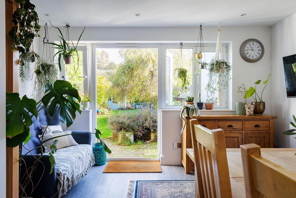 20 Eastwood Road-8.jpg