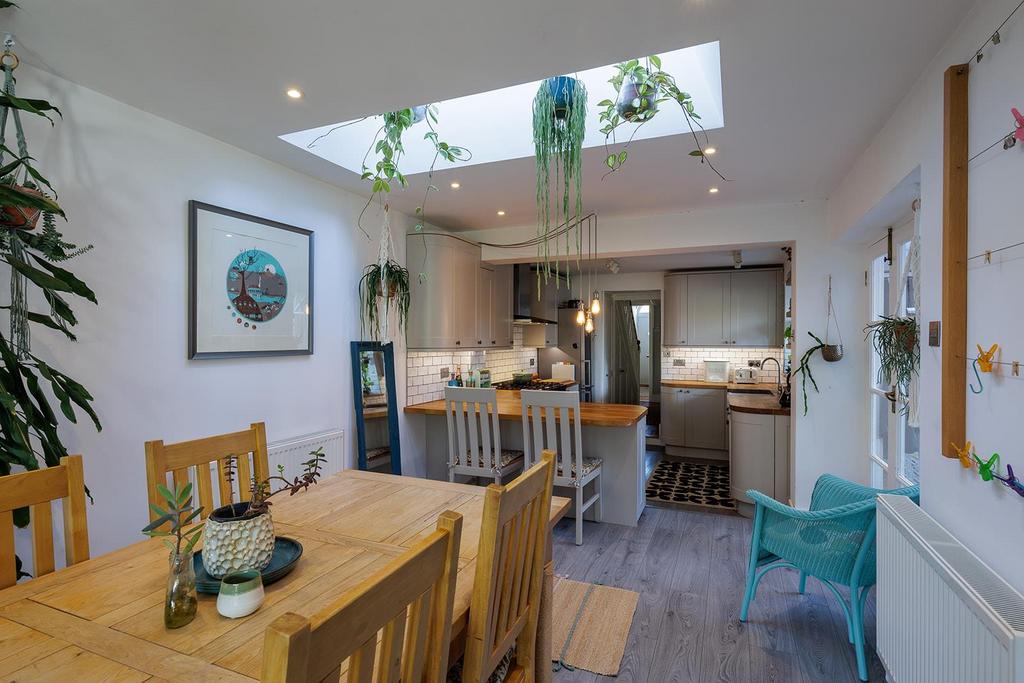 20 Eastwood Road-12.jpg