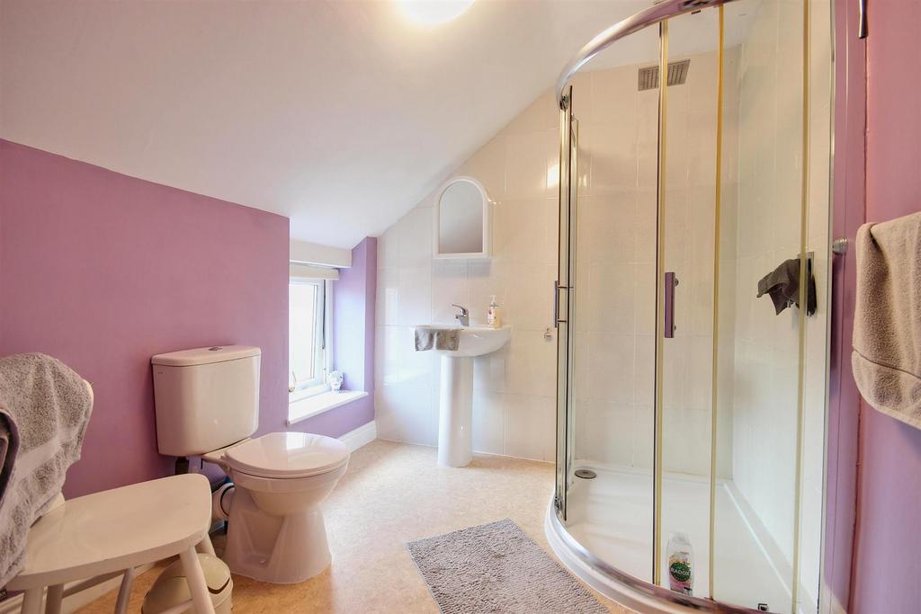 En suite shower room