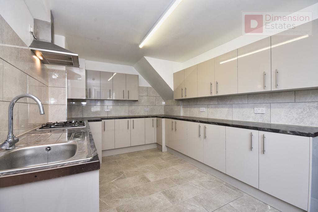 House in London - View 3