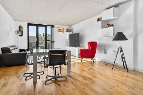1 bedroom apartment for sale, Dalston Lane, London E8