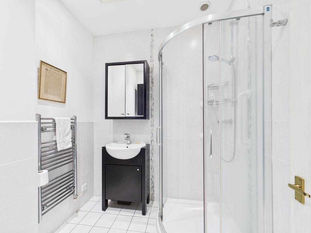 Upstairs shower