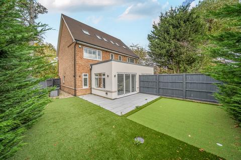 undefined, Glade Gardens, Croydon