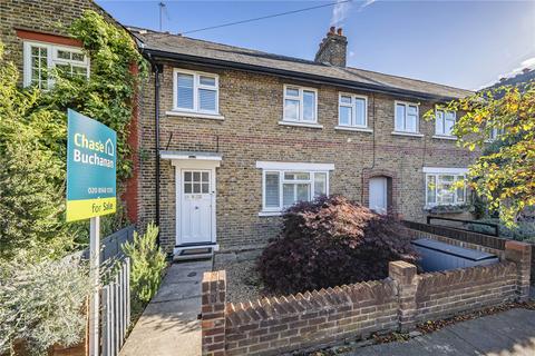 3 bedroom house for sale, Darell Road, Surrey