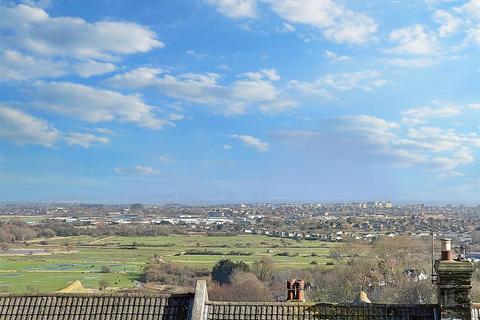 4 bedroom townhouse for sale, Willingdon Road, Eastbourne
