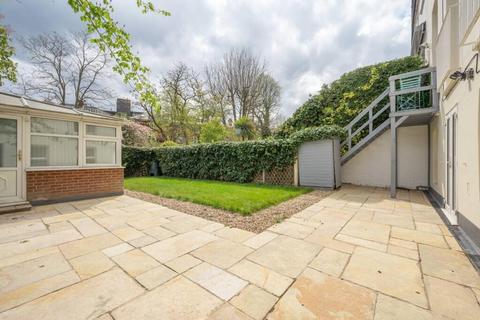 4 bedroom apartment for sale, Buckland Crescent, Belsize Park, London, NW3
