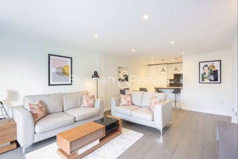 2 bedroom apartment to rent, Waterloo Road, London SE1