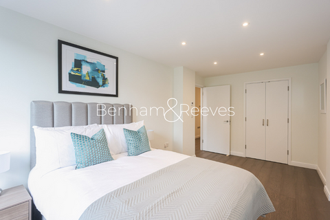 2 bedroom apartment to rent, Waterloo Road, London SE1