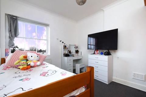 undefined, 99 Shooters Hill Road, London, SE3 7HU