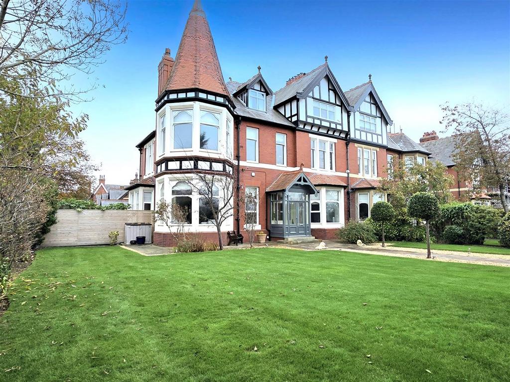 Seafield Road